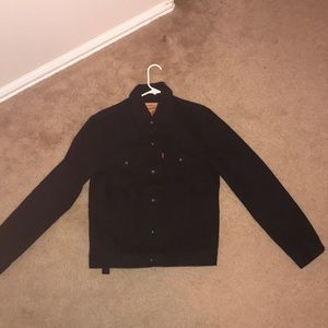 Black Levi’s Trucker jacket